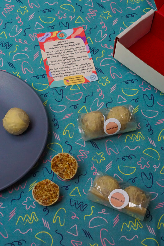 Cinnamon Bun Energy Bites