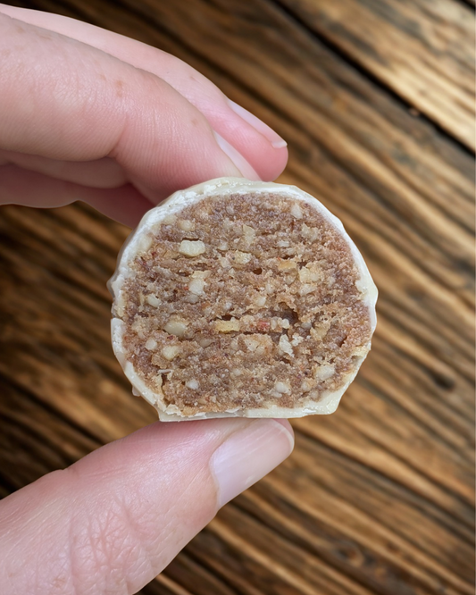Cinnamon Bun Energy Bites